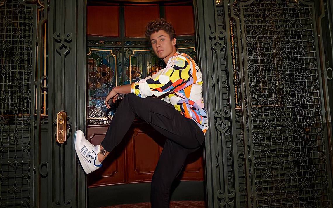 Juanpa zurita nike best sale dia de los muertos